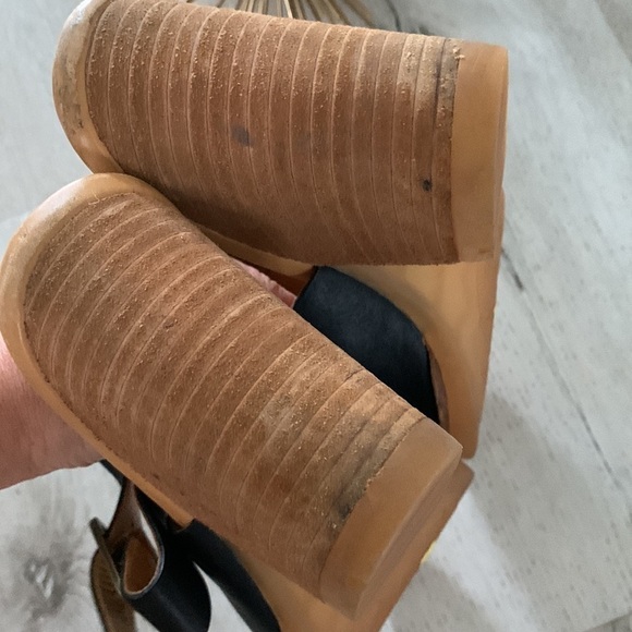 Kork-Ease‎ Linden Black Leather T-Strap Slingback Block Heel Womens SIZE 11 M - Picture 6 of 11